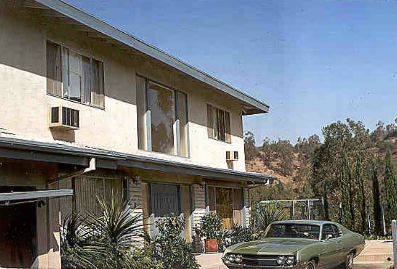 ../Images/Briarvale Lane Front.jpg